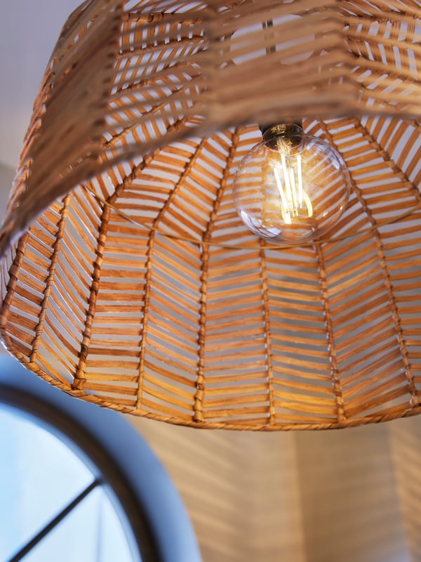 A rattan KAPPELAND pendant lampshade
